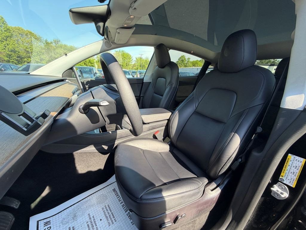 Used 2021 Tesla Model Y Long Range AWD/4WD image 12