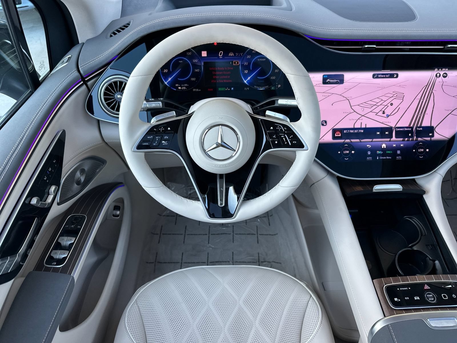 New 2026 Mercedes-Benz EQS 550 4MATIC SUV image 15