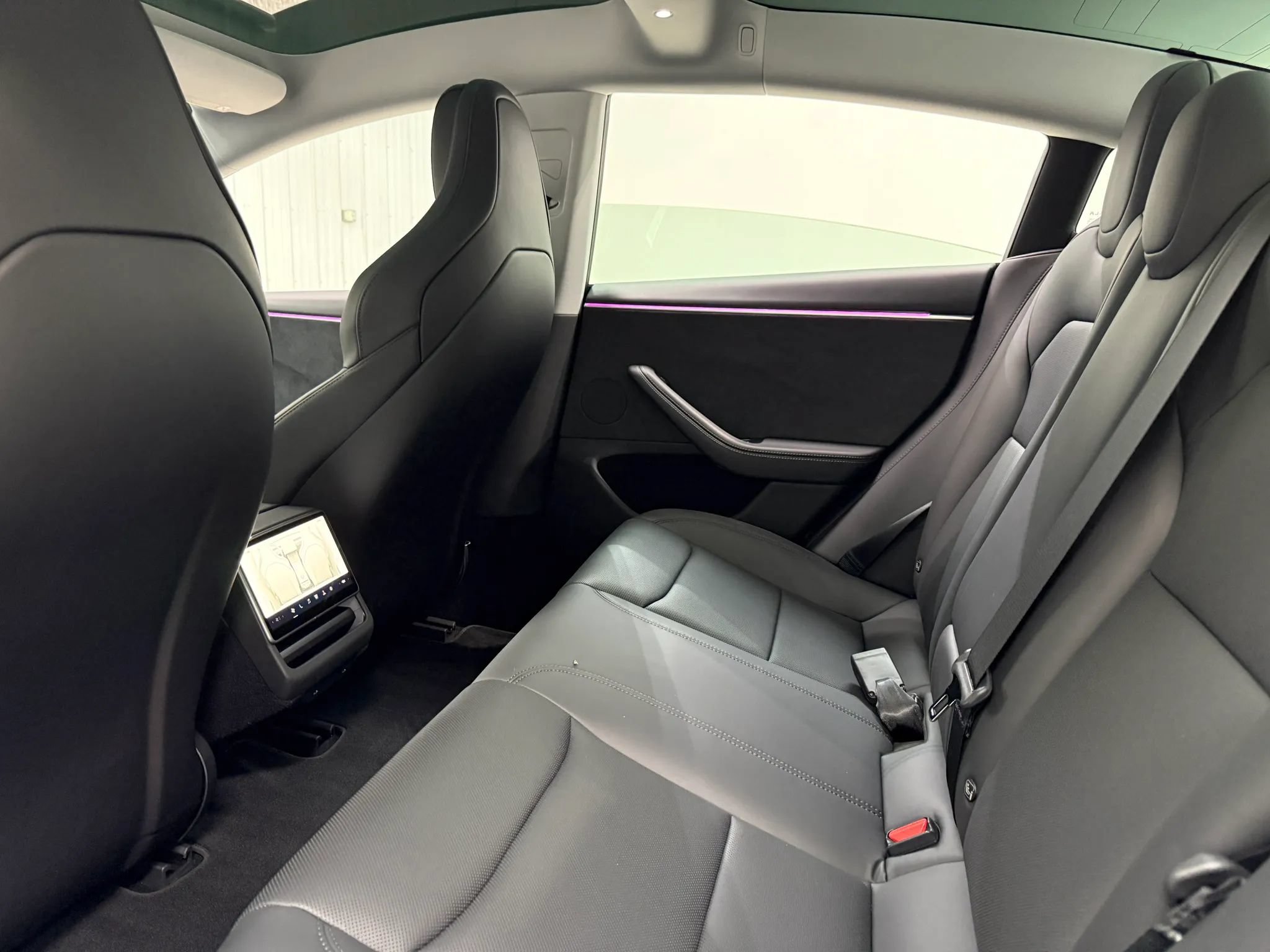 Used 2024 Tesla Model 3 Performance AWD/4WD image 16