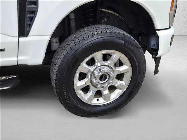Used 2023 Ford F250 Lariat w/ Lariat Ultimate Package AWD/4WD image 23