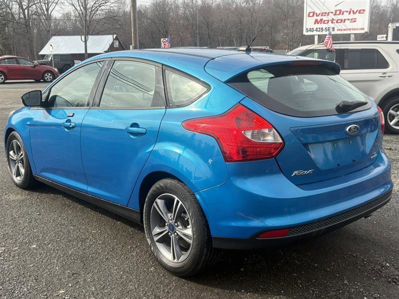 Used 2014 Ford Focus SE w/ SE Sport Package image 3