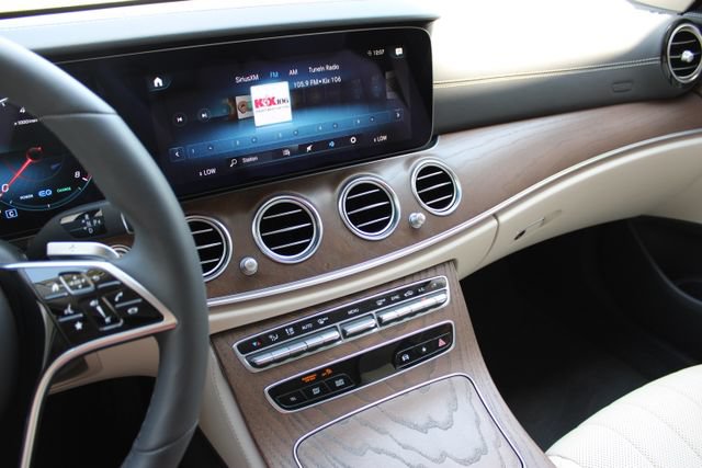 Used 2023 Mercedes-Benz E 450 4MATIC Sedan w/ Premium Package image 18
