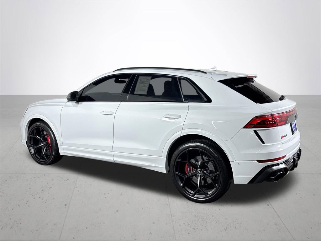 Used 2025 Audi RS Q8 performance image 9