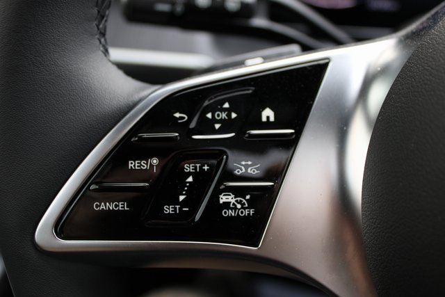 New 2025 Mercedes-Benz GLC 350e 4MATIC image 19