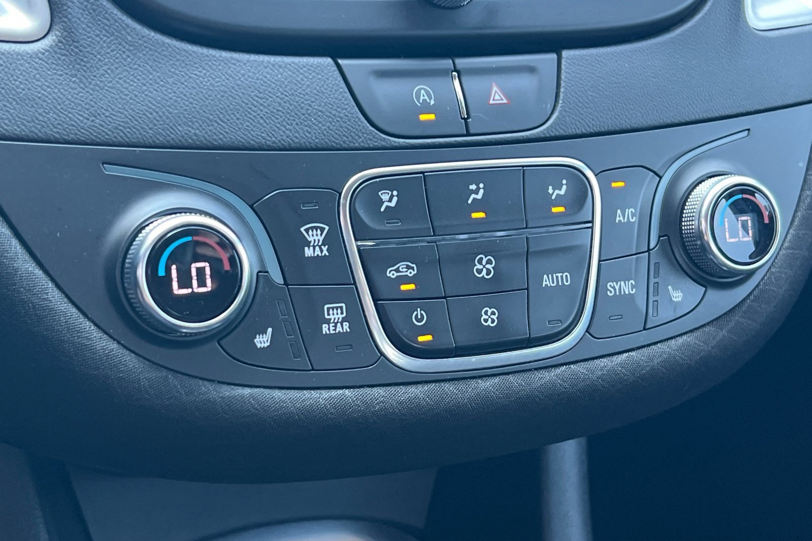 Used 2022 Chevrolet Malibu LT image 19