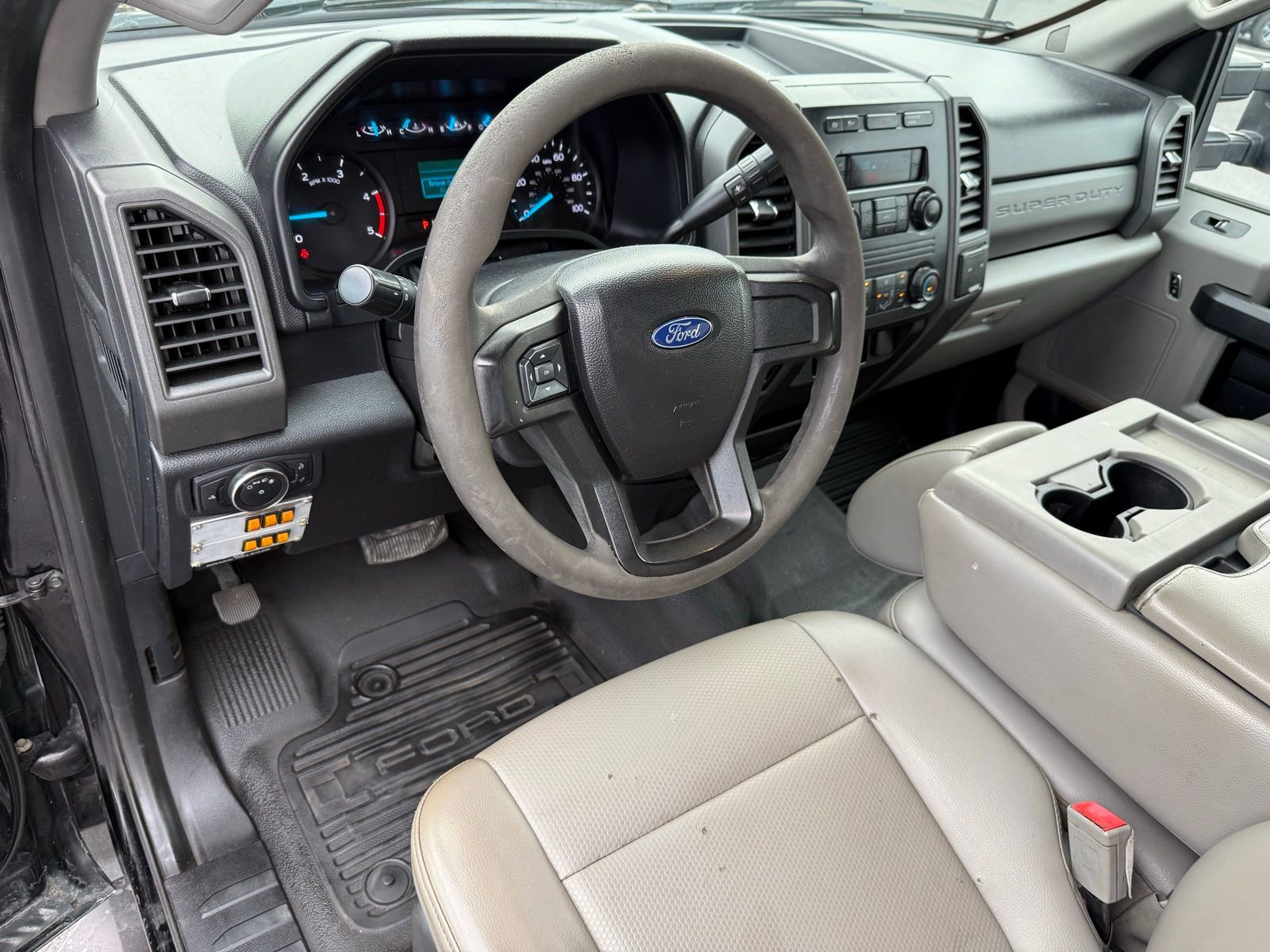 Used 2017 Ford F450 XL w/ Power Equipment Group AWD/4WD image 11