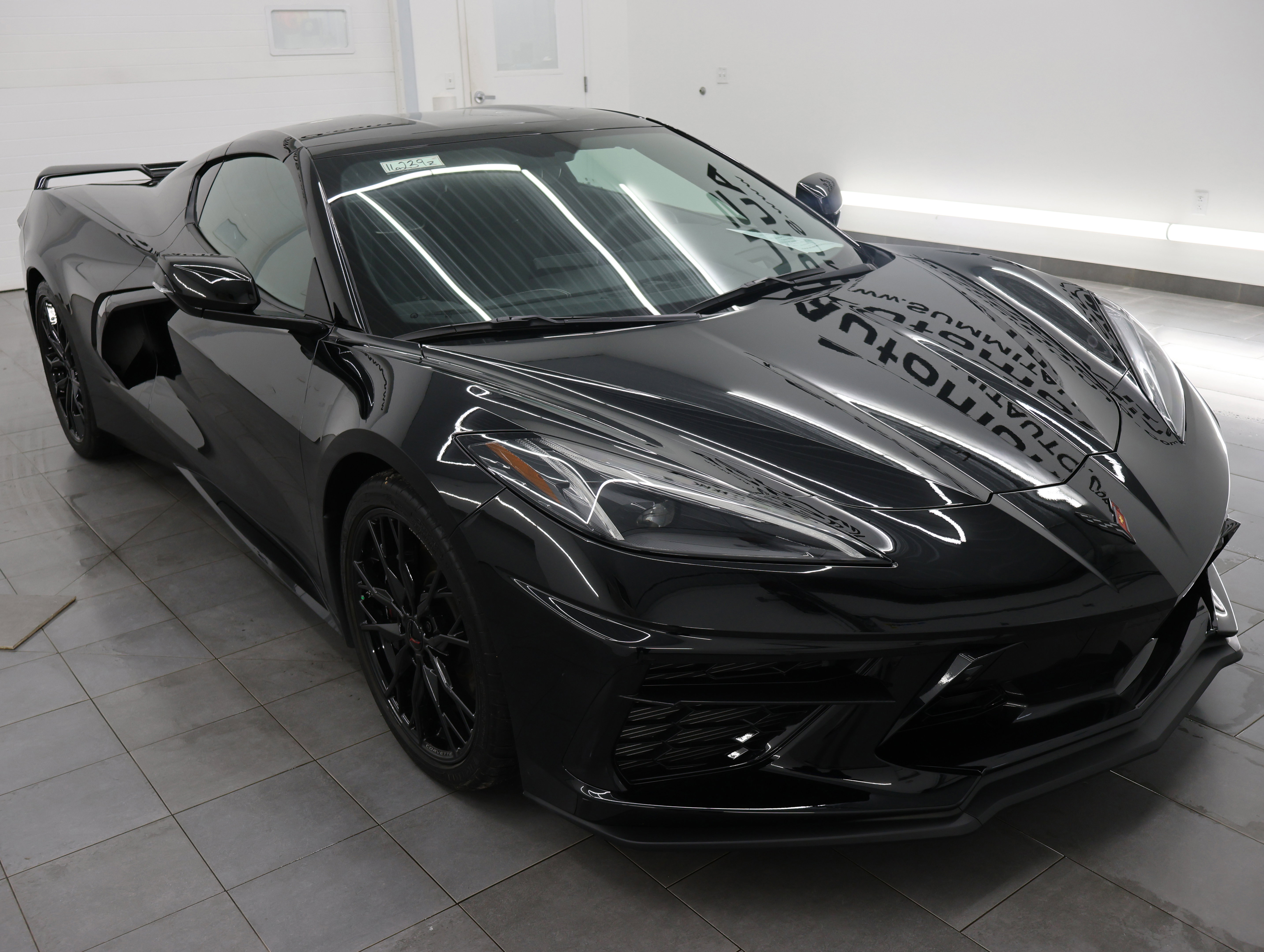 Used 2023 Chevrolet Corvette Stingray Premium Cpe w/ Z51 Performance Package image 2