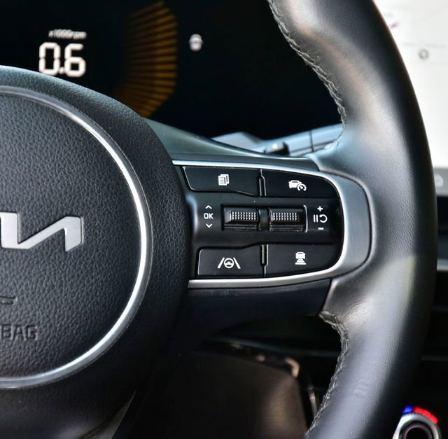 Certified 2025 Kia K5 GT-Line w/ GT-Line Premium Package FWD image 18