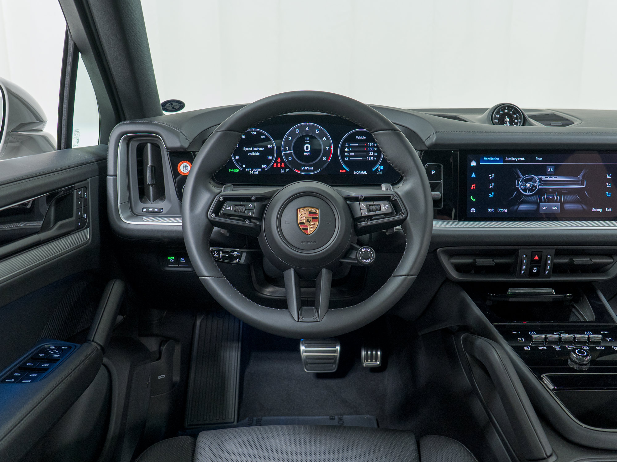 New 2026 Porsche Cayenne S AWD/4WD image 21