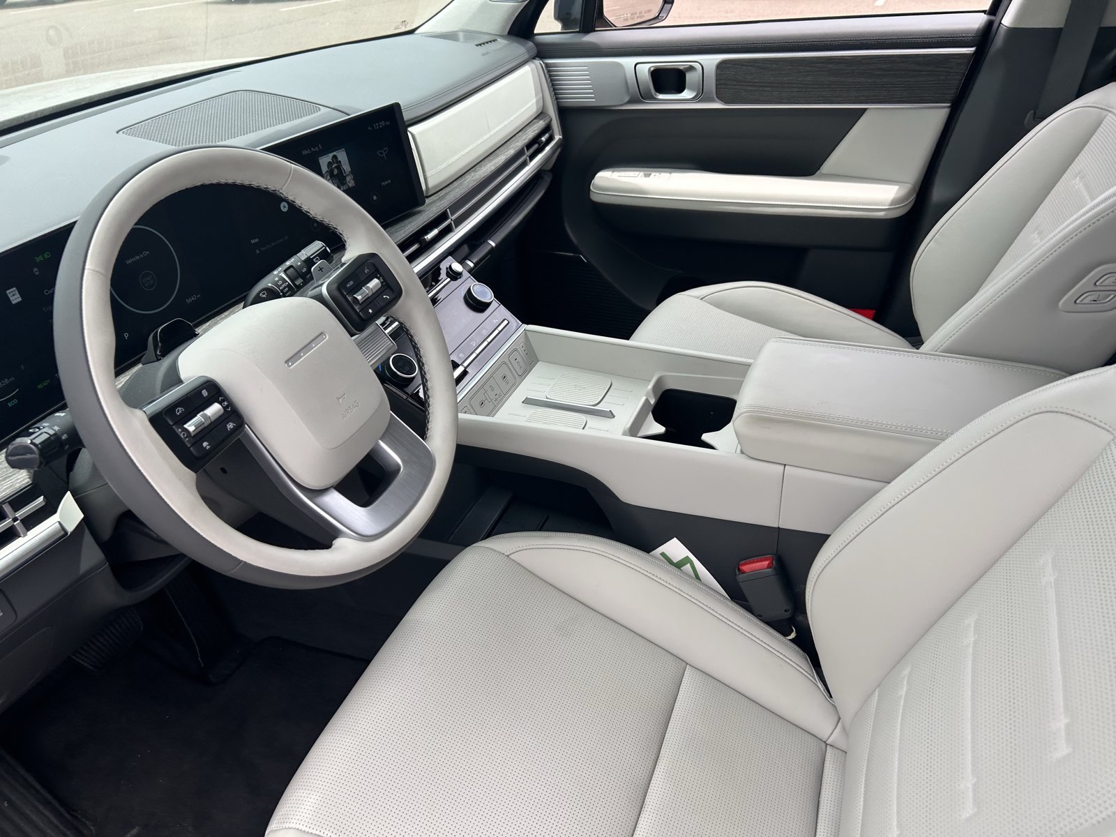 Used 2025 Hyundai Santa Fe Calligraphy AWD/4WD image 27