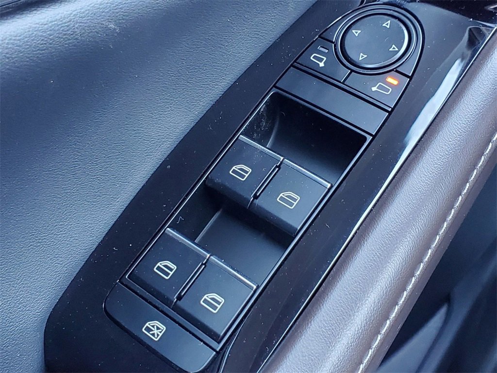 New 2025 MAZDA CX-30 AWD 2.5 S w/ Premium Package image 18