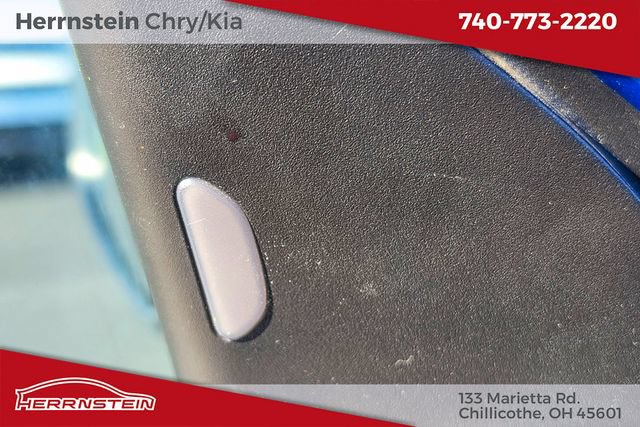 Used 2024 Nissan Kicks SR w/ SR Premium Package FWD image 15