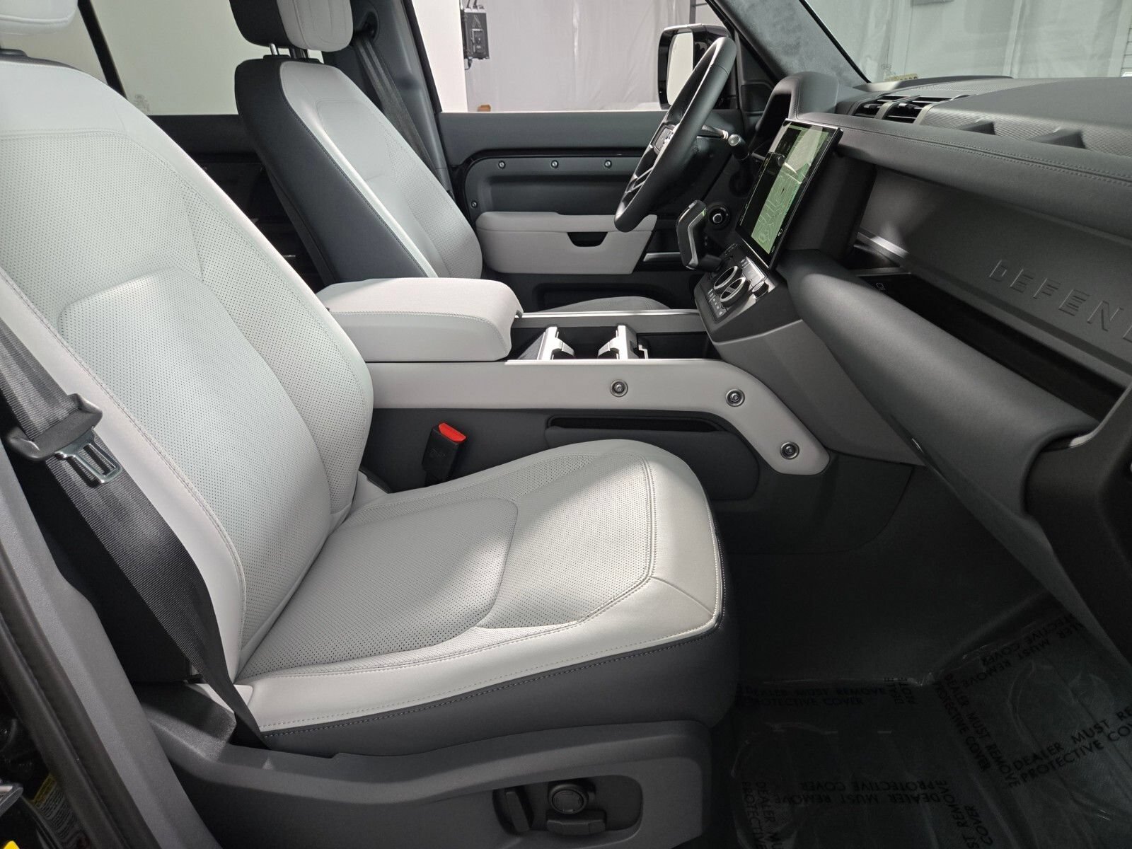 New 2026 Land Rover Defender 110 X AWD/4WD image 3