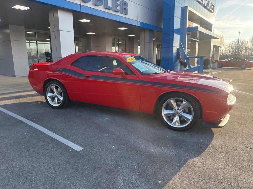 Used 2019 Dodge Challenger R/T w/ Plus Package image 28