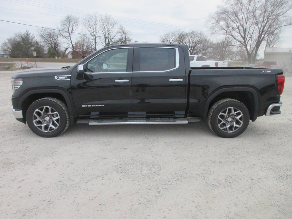 New 2026 GMC Sierra 1500 SLT w/ SLT Premium Plus Package image 10