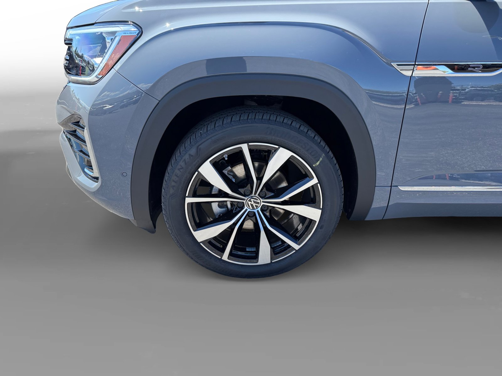 New 2026 Volkswagen Atlas SEL Premium R-Line AWD/4WD image 9