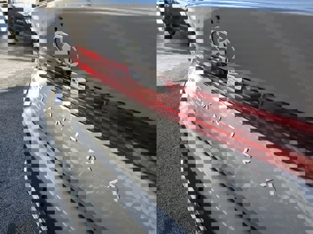 Used 2025 Hyundai Elantra SEL image 10