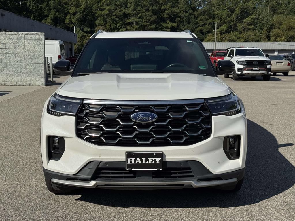 Used 2025 Ford Explorer Platinum AWD/4WD image 28