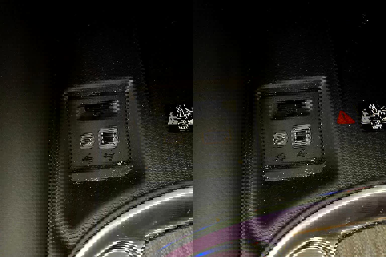 Certified 2023 Buick Enclave Avenir w/ Avenir Technology Package image 31