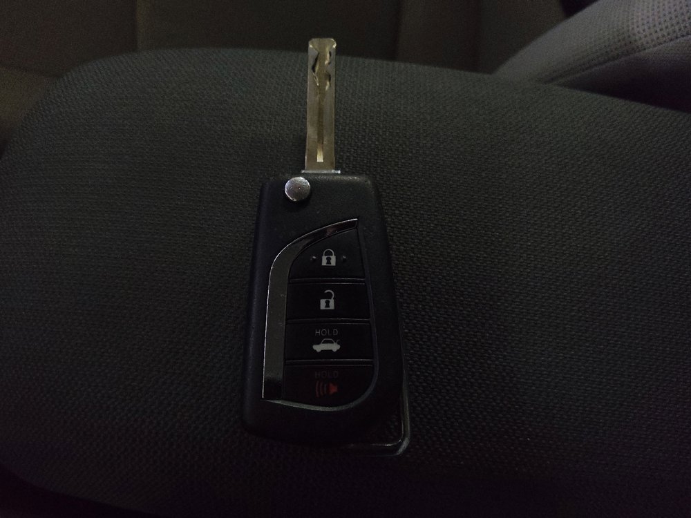 Used 2021 Toyota Corolla LE FWD image 32