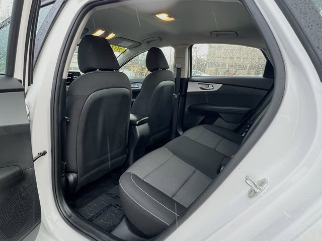 Used 2023 Kia Forte LXS image 28