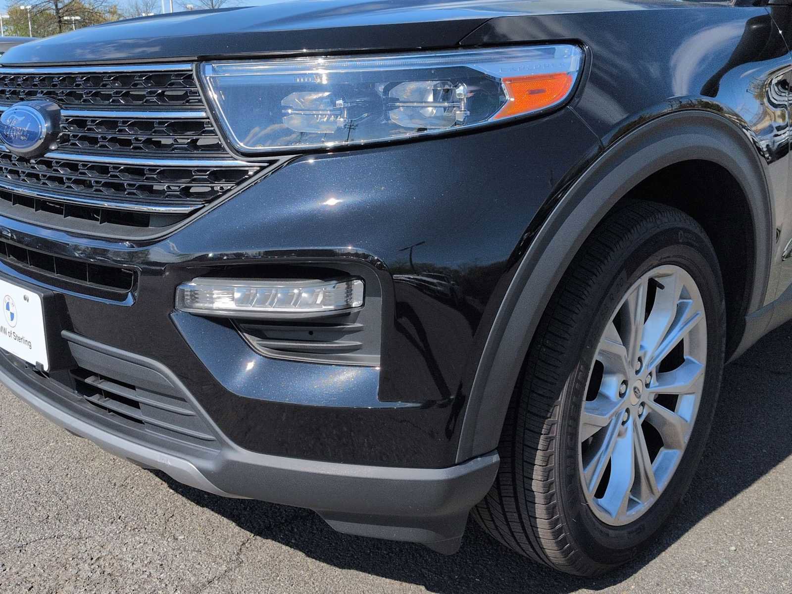 Used 2021 Ford Explorer XLT w/ Equipment Group 202A AWD/4WD image 11