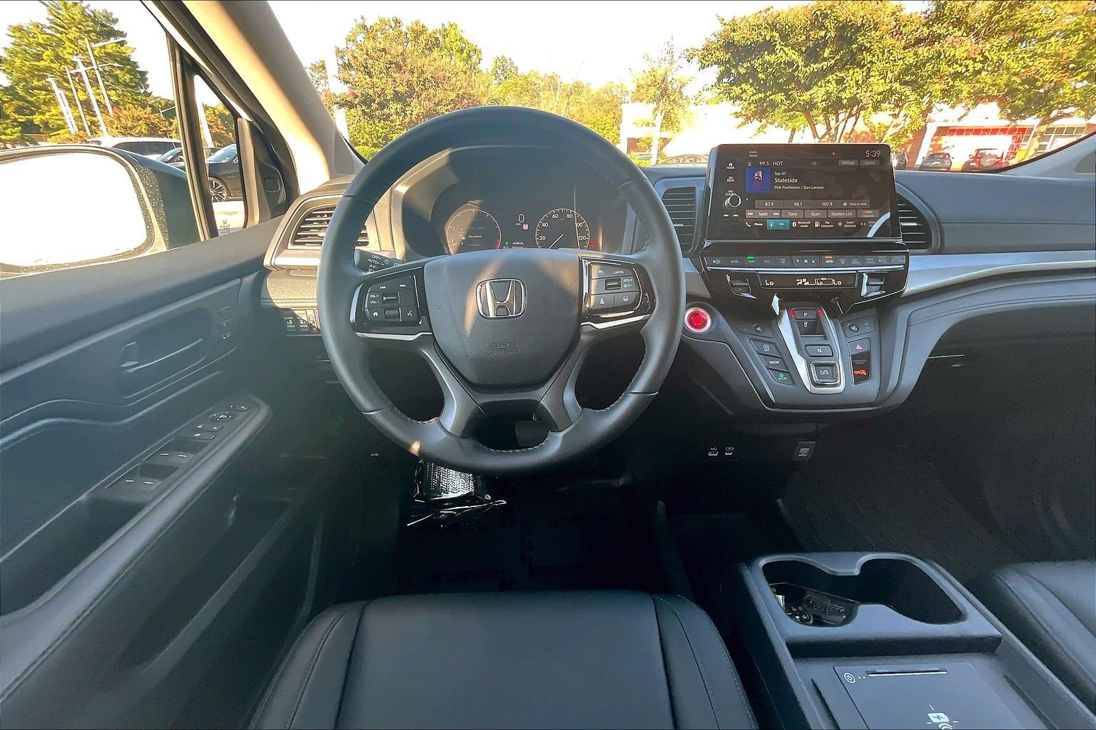 Certified 2025 Honda Odyssey EX-L image 5