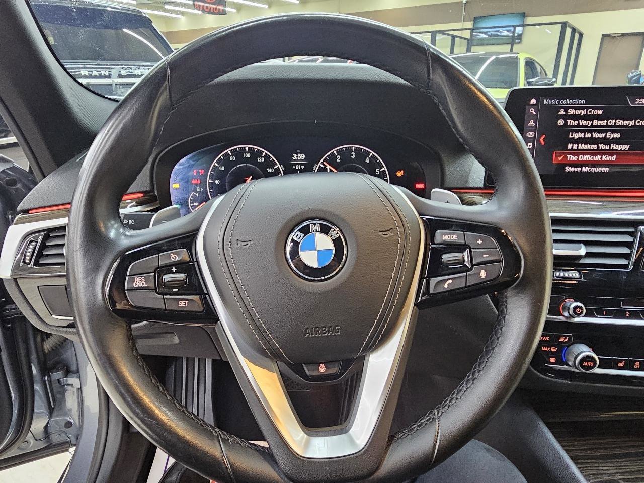Used 2019 BMW 540i xDrive AWD/4WD image 32