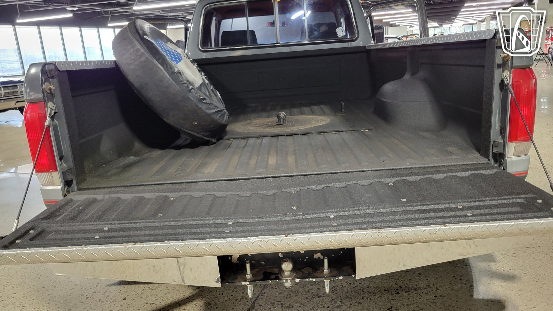 Used 1987 Ford F250 2WD SuperCab image 16
