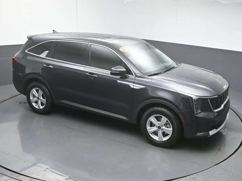 Used 2026 Kia Sorento LX FWD image 41