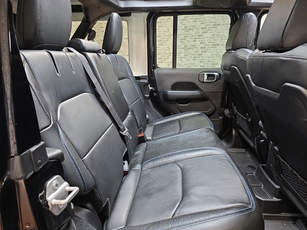 Used 2024 Jeep Wrangler High Altitude image 15