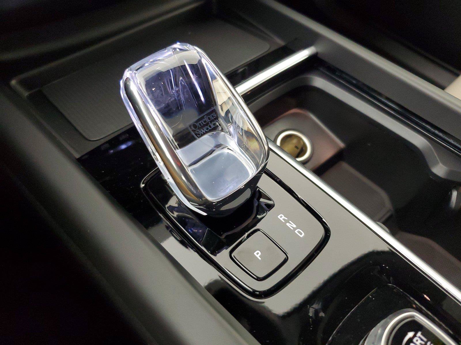 New 2027 Volvo XC60 B5 Core AWD/4WD image 32