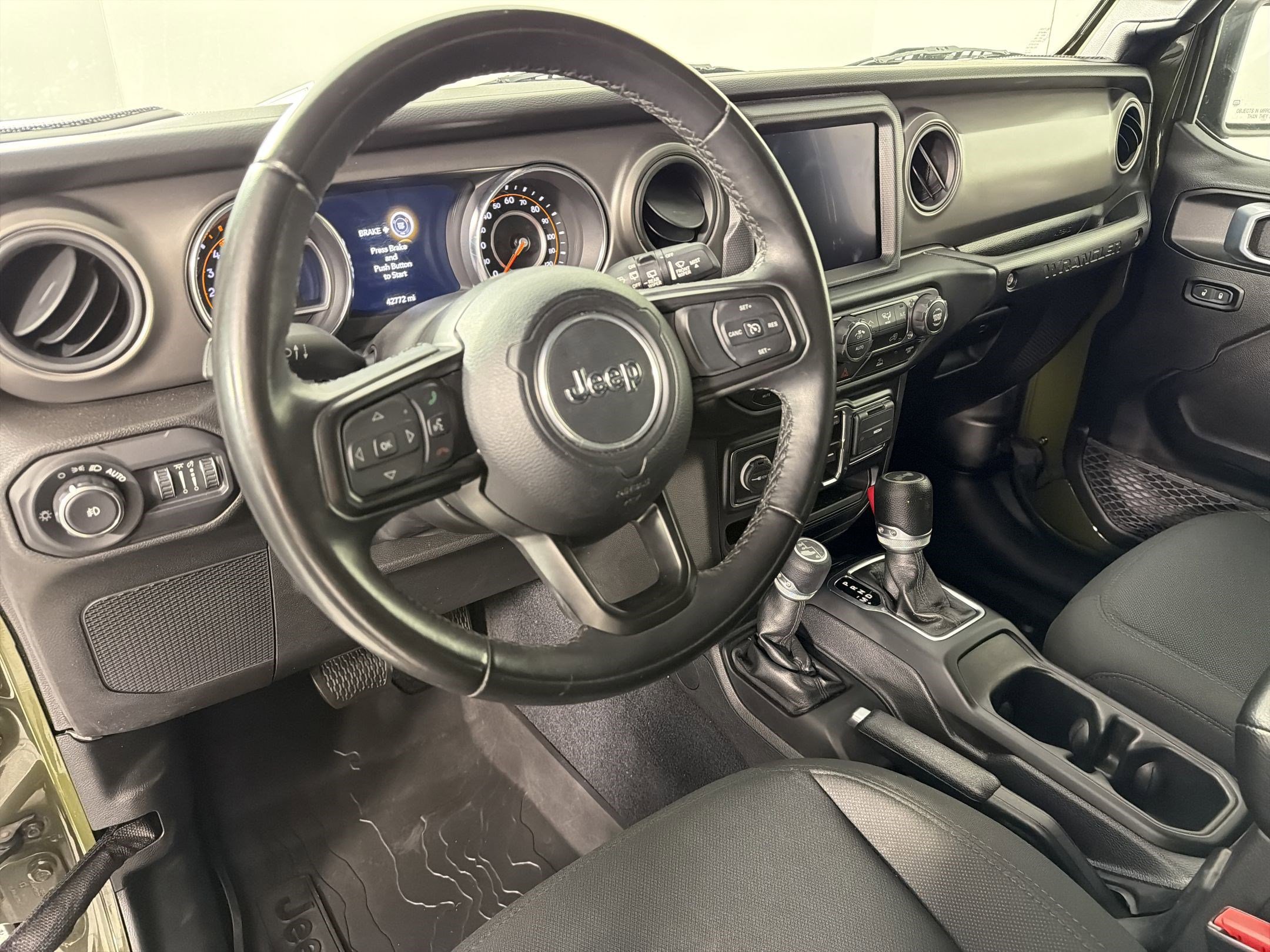 Used 2022 Jeep Wrangler Unlimited Willys image 4