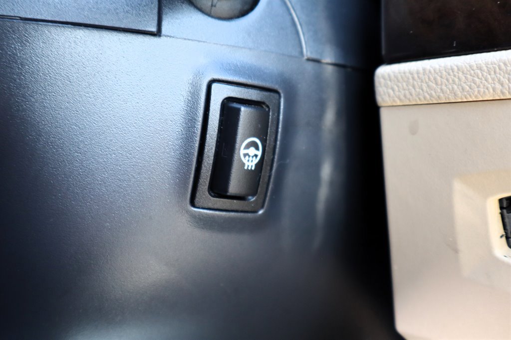 Used 2009 BMW 335d Sedan image 24