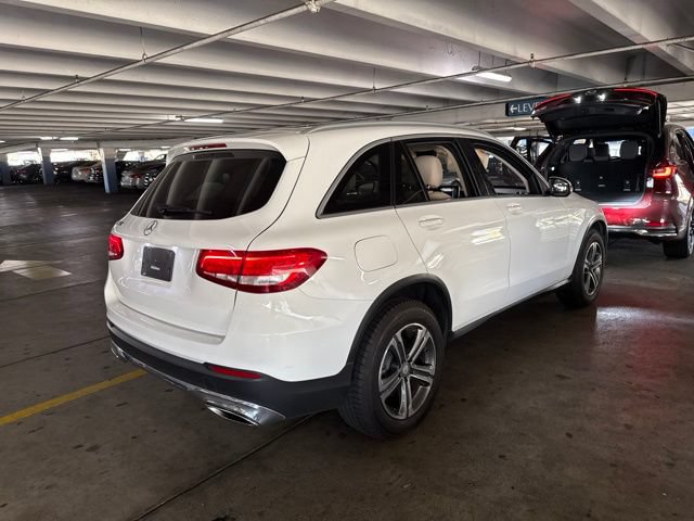 Used 2016 Mercedes-Benz GLC 300 image 3