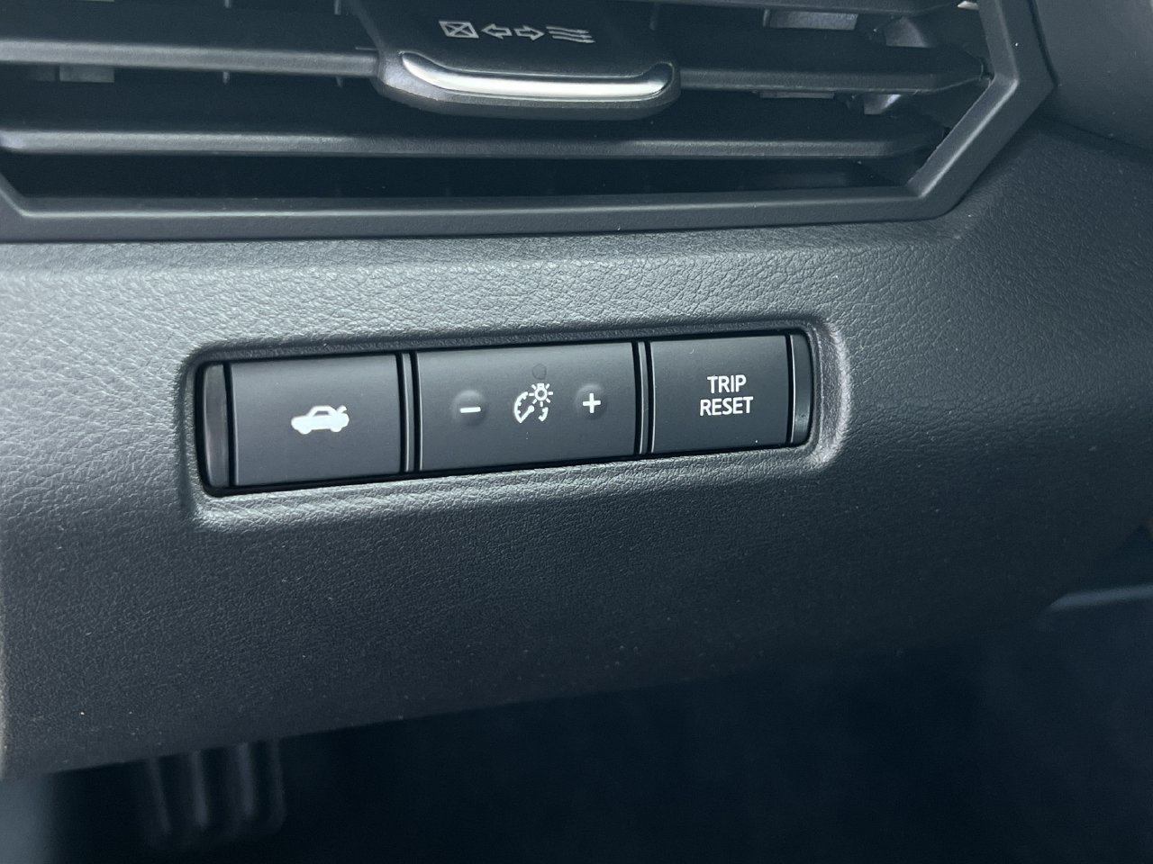 Used 2020 Nissan Altima 2.5 S FWD image 19