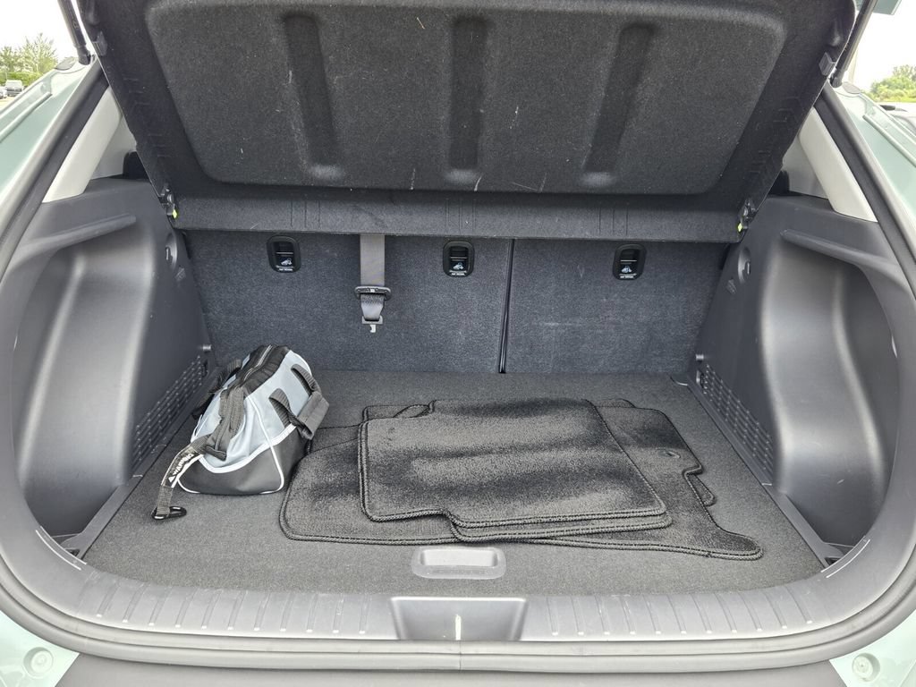 Certified 2024 Hyundai Kona SEL FWD image 14