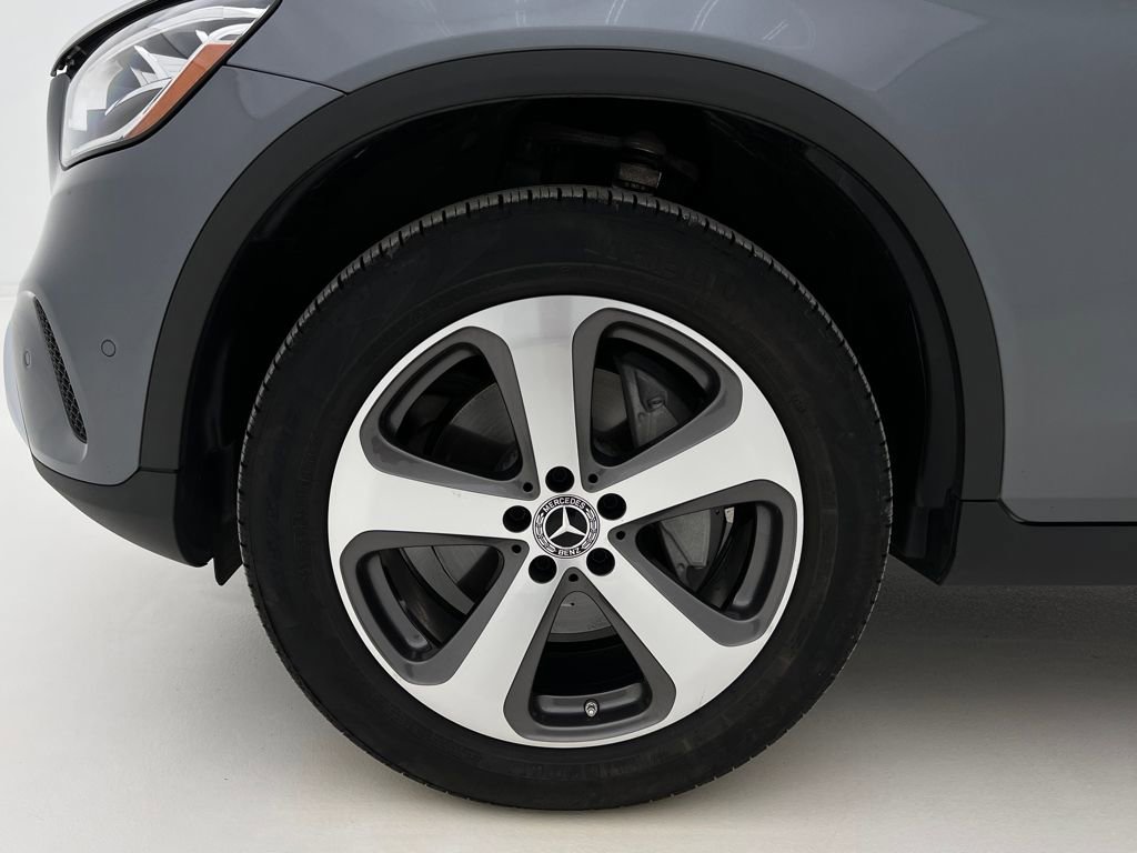 Used 2022 Mercedes-Benz GLC 300 4MATIC image 25