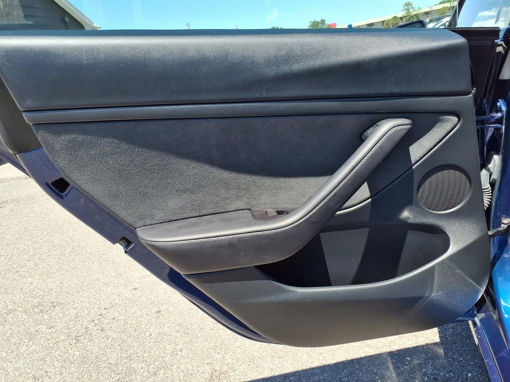 Used 2023 Tesla Model 3 Long Range image 21