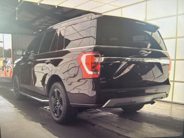 Used 2021 Ford Expedition XLT RWD image 4