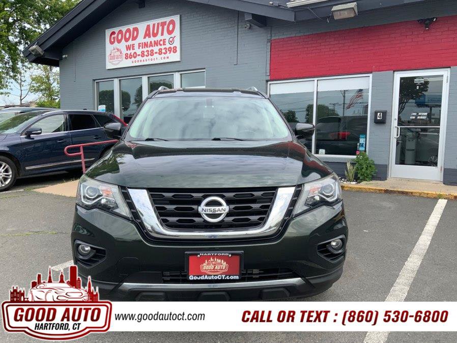 Used 2020 Nissan Pathfinder SV AWD/4WD image 2