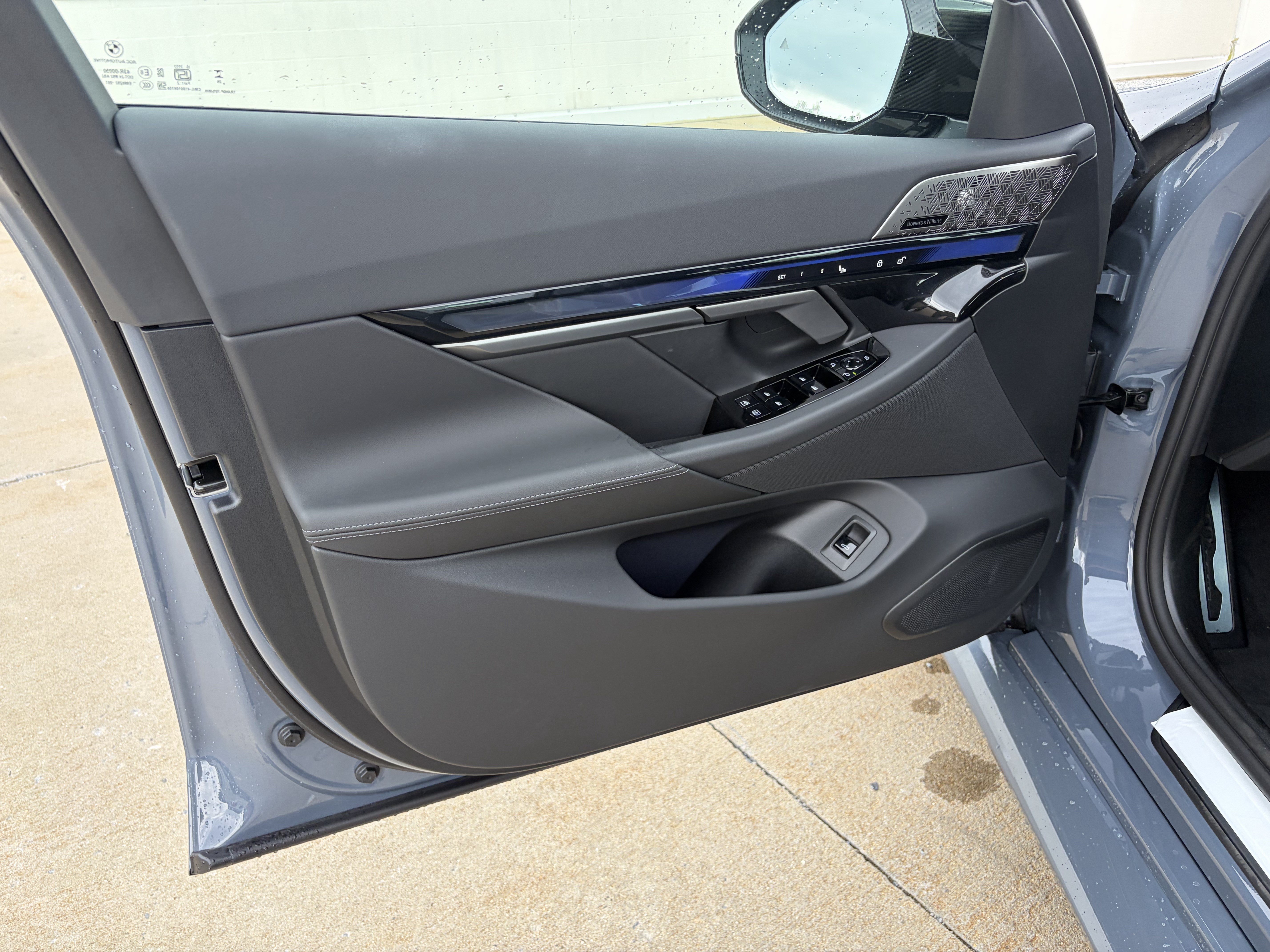 New 2027 BMW M5 w/ Carbon Package AWD/4WD image 10