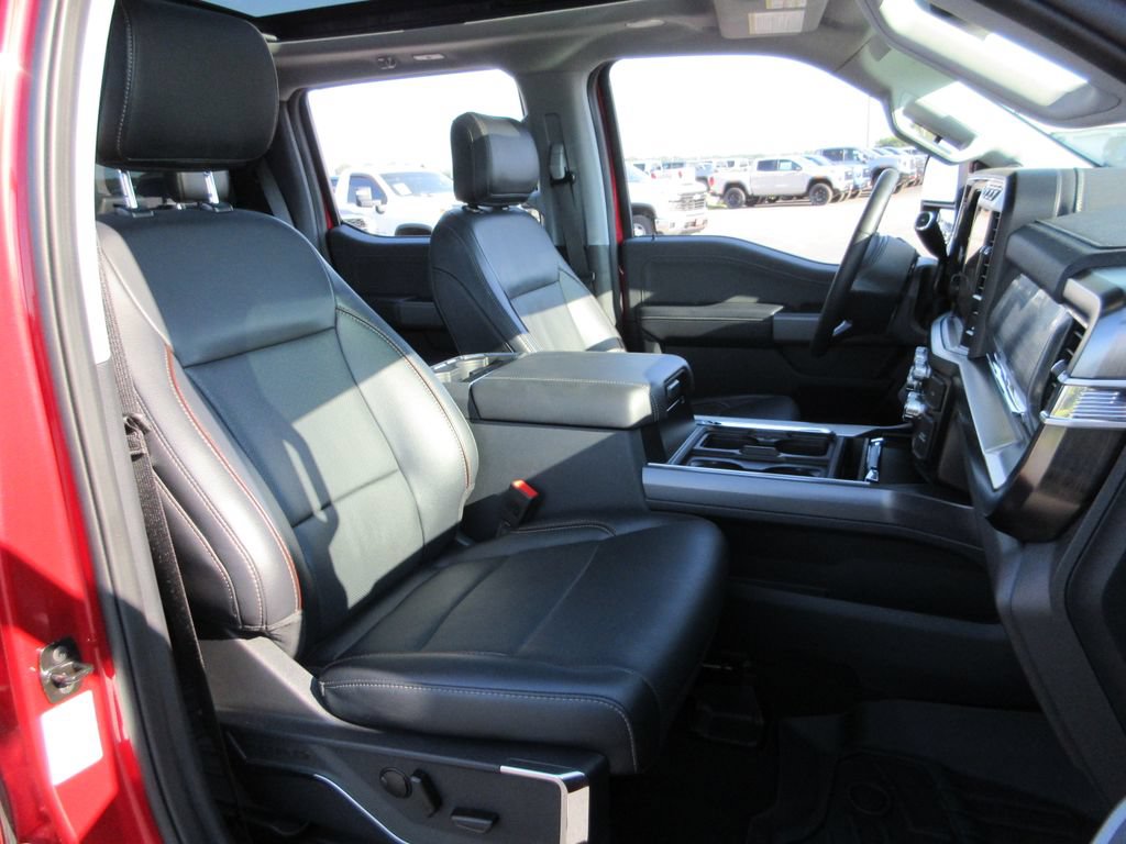 Used 2024 Ford F250 Lariat w/ Lariat Ultimate Package AWD/4WD image 25