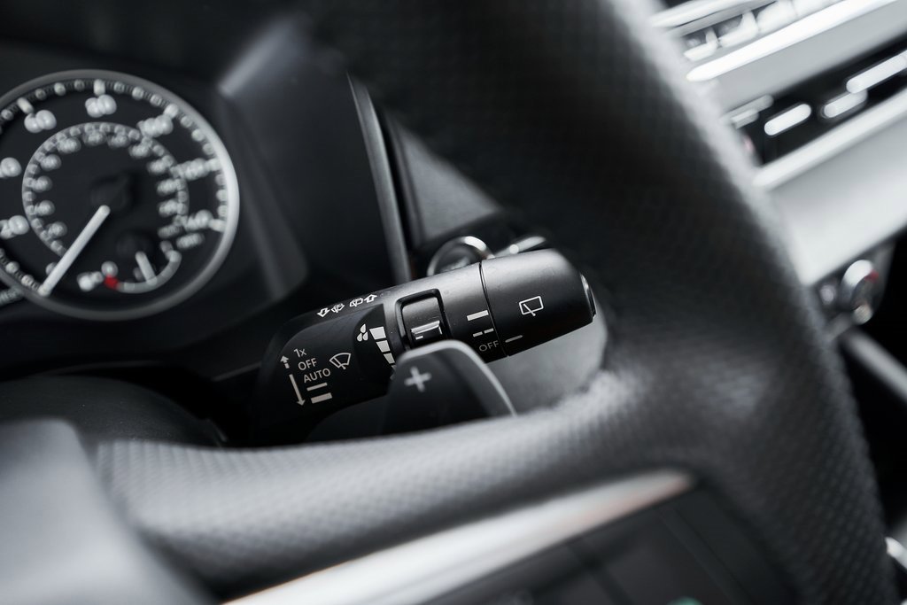 Used 2024 Mitsubishi Outlander SE image 42