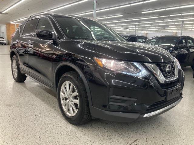 Used 2020 Nissan Rogue SV AWD/4WD image 3
