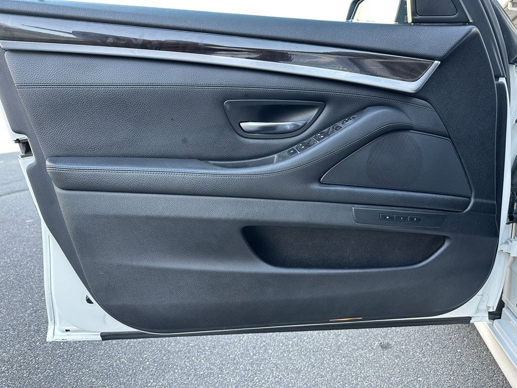 Used 2013 BMW 528i xDrive Sedan AWD/4WD image 19