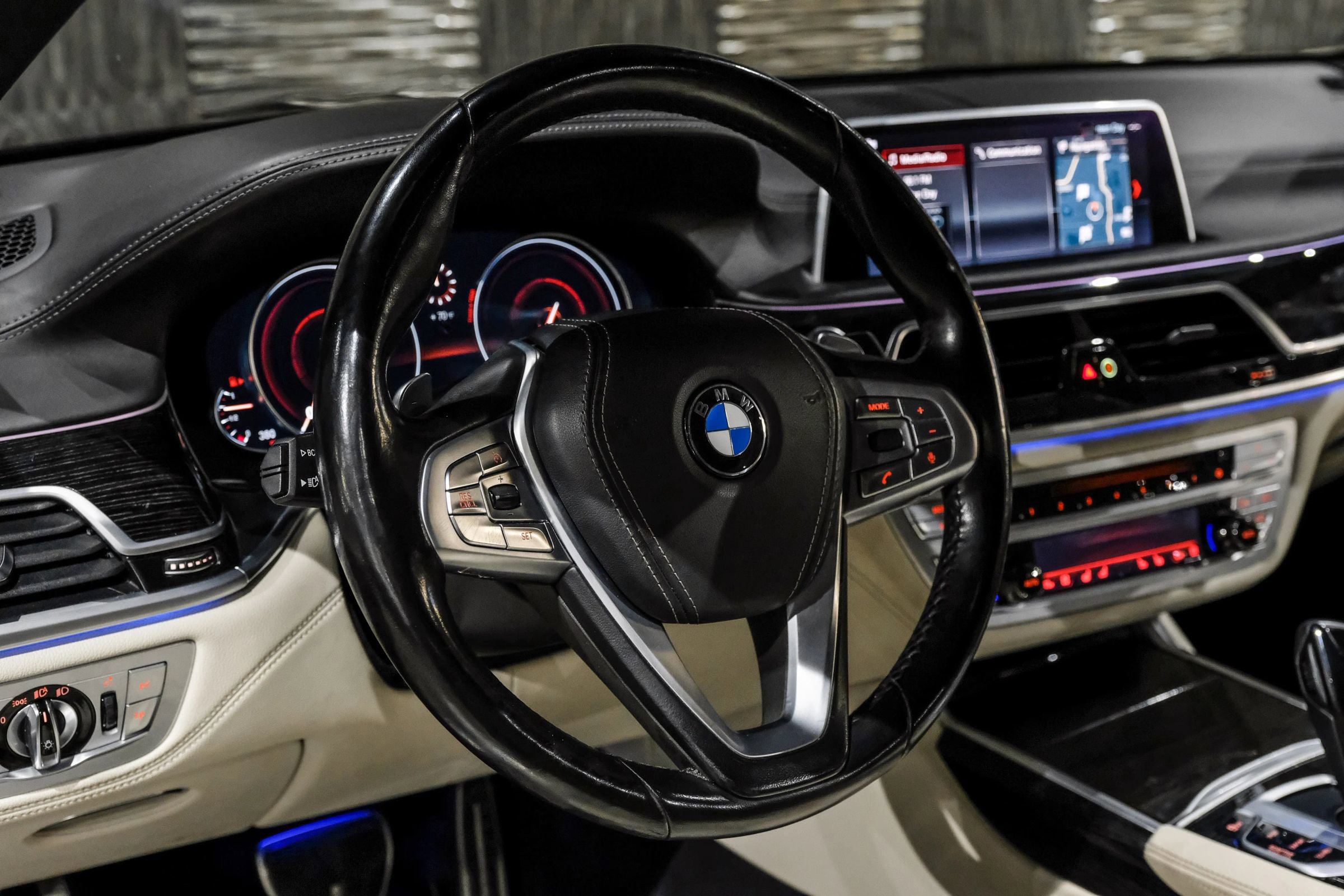 Used 2019 BMW 740i xDrive w/ Executive Package AWD/4WD image 17