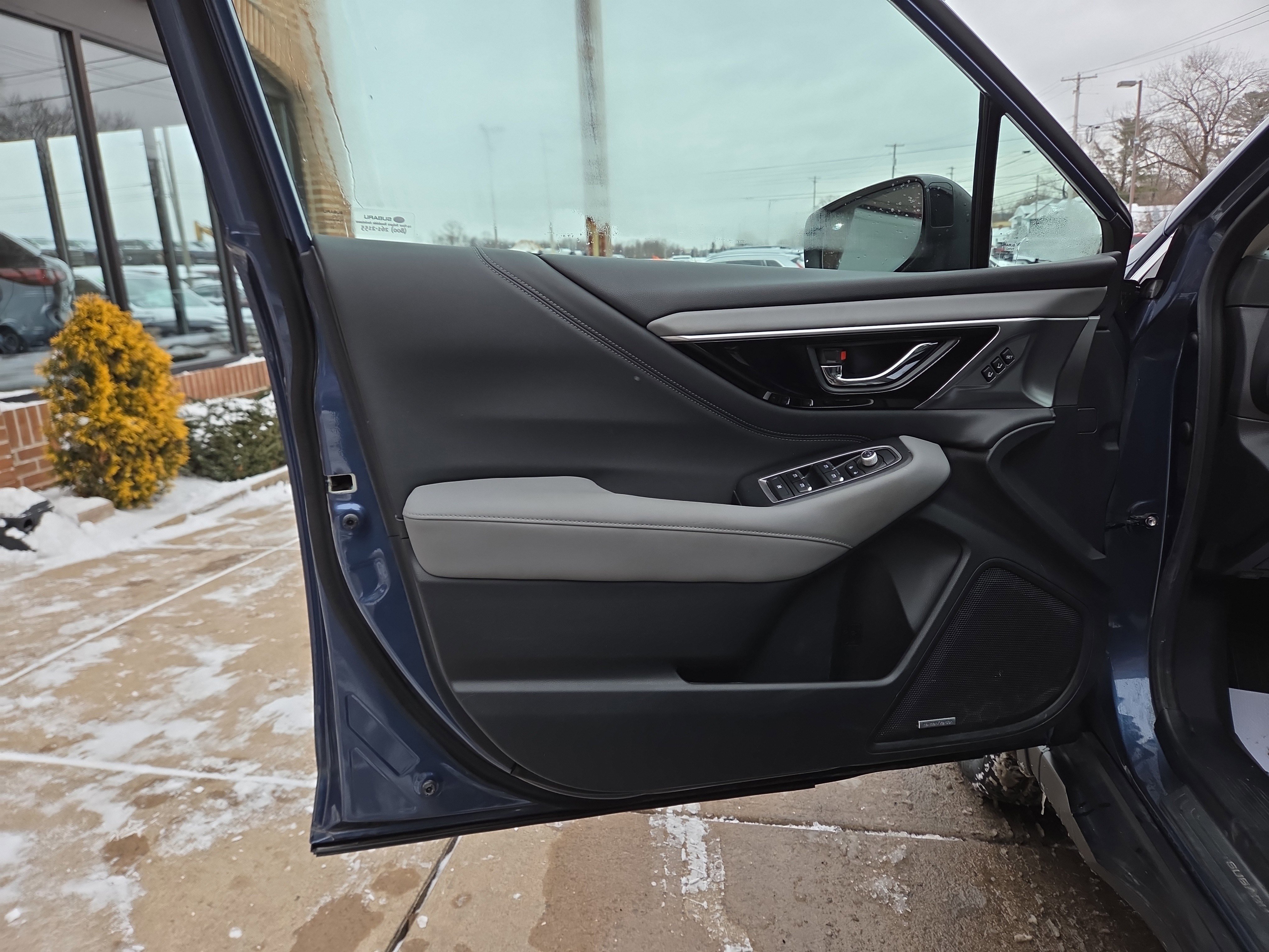 Used 2020 Subaru Outback Limited w/ Popular Package #2 image 15