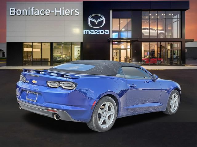 Used 2021 Chevrolet Camaro LT RWD image 4