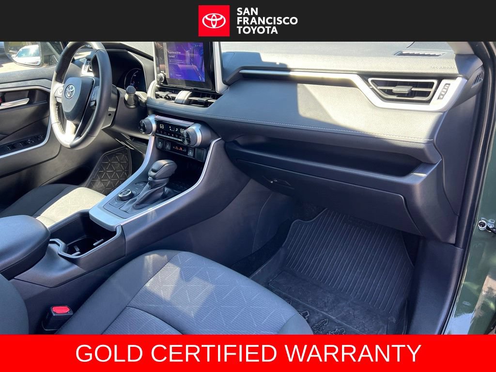 Certified 2025 Toyota RAV4 LE AWD/4WD image 23
